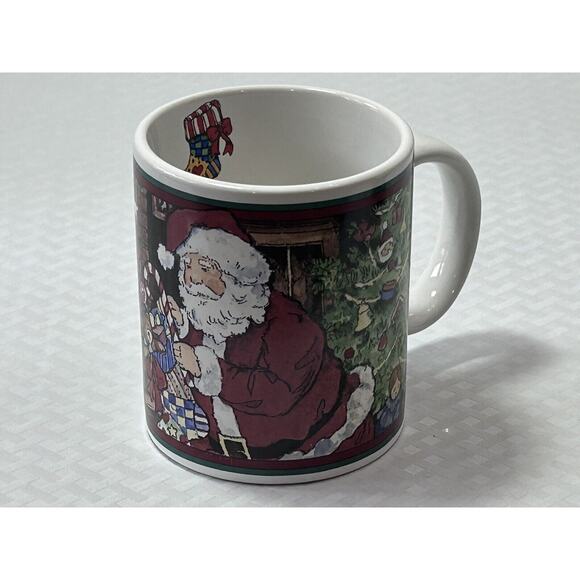 VTG BY CIC BETTY WHITAKER CHRISTMAS SANTA, TREE & FIRE PLACE COFFEE CUP/MUG - Picture 1 of 11